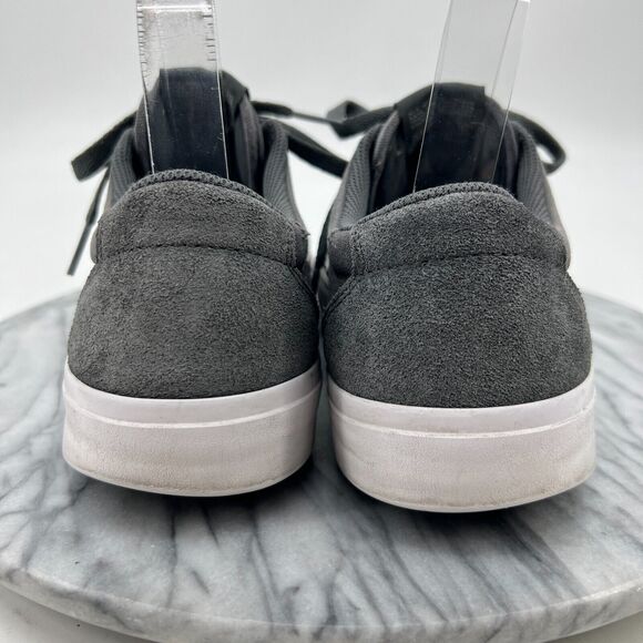 Nike SB Shoes Mens 9 Gray White Chron Solarsoft Skateboarding Sneaker CD6278-009 - Picture 5 of 13